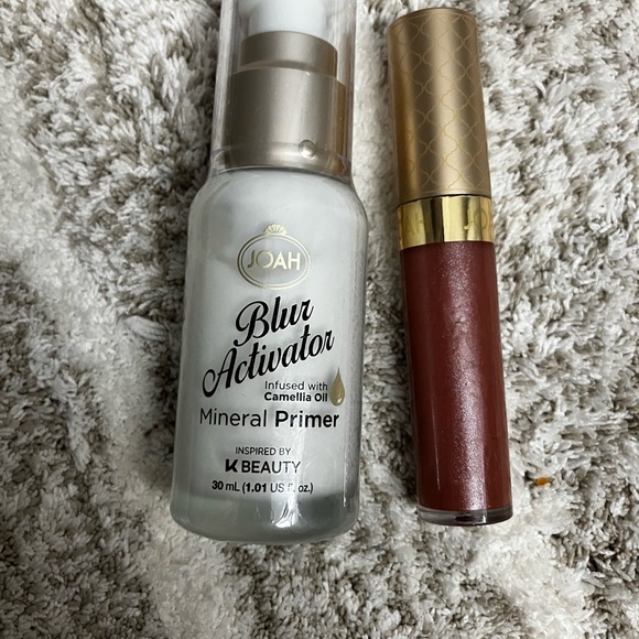 Joah Brown Primer Makeup Essential & milkyway lip color/gloss - Picture 5 of 6